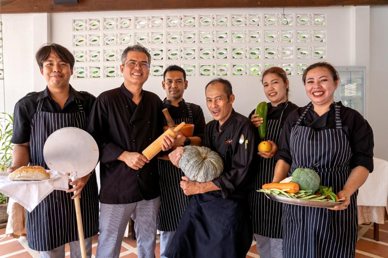 Lanta Palace Beach Resort & Spa - Adult Only Ko Lanta Exteriör bild
